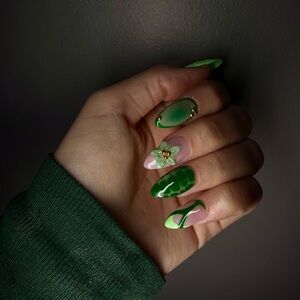 Green and Pink Nail Art Press On Nails